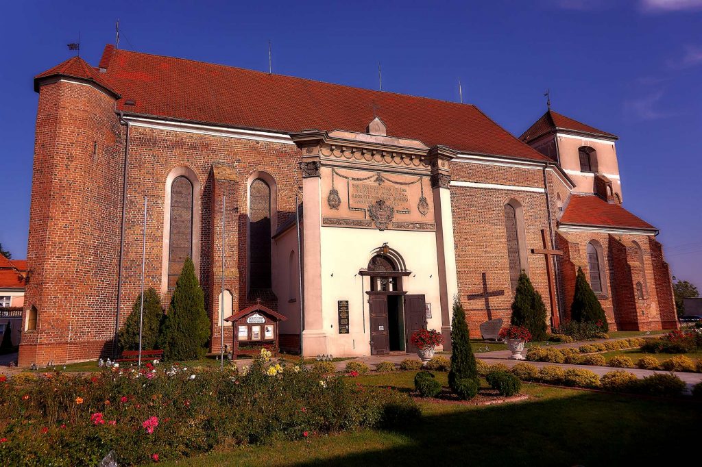 Lwówek kościół