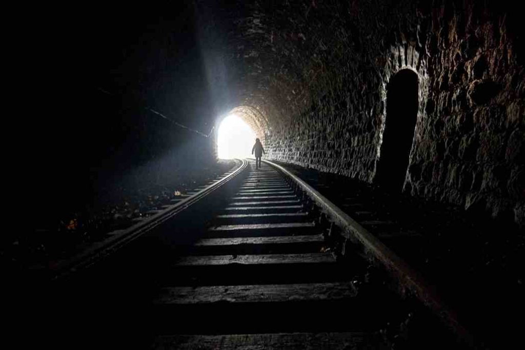 tunel kolejowy